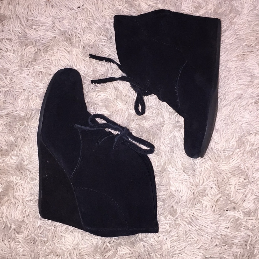 Wedge booties